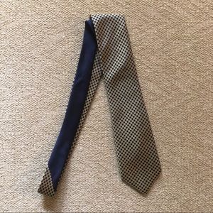 NWOT Tommy Hilfiger Tie